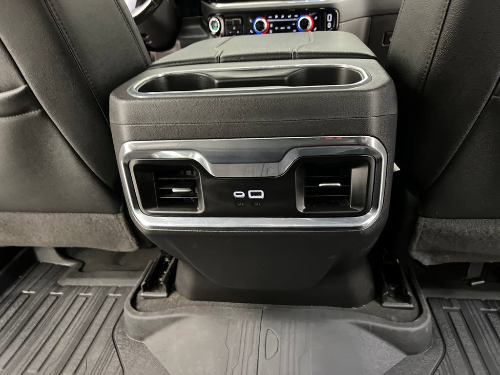 Used 2024 GMC Sierra 1500 Elevation w/ Elevation Premium Package AWD/4WD image 28