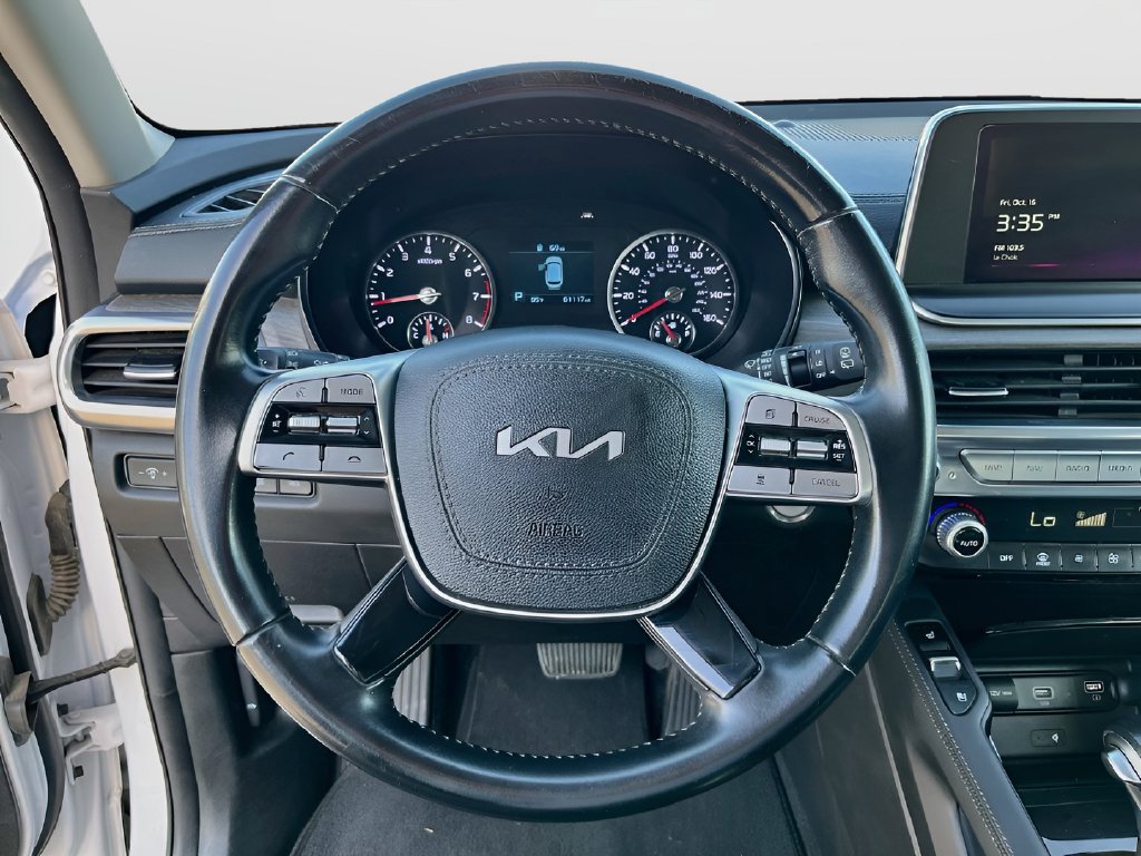 Used 2022 Kia Telluride EX w/ EX Premium Package FWD image 11