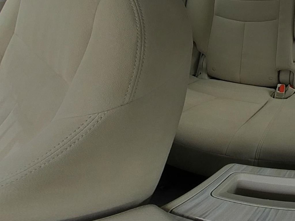 Used 2016 Nissan Murano S w/ Navigation Package image 24