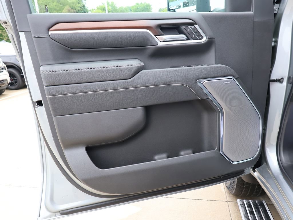 New 2026 GMC Sierra 2500 Denali w/ Denali Reserve Package AWD/4WD image 12