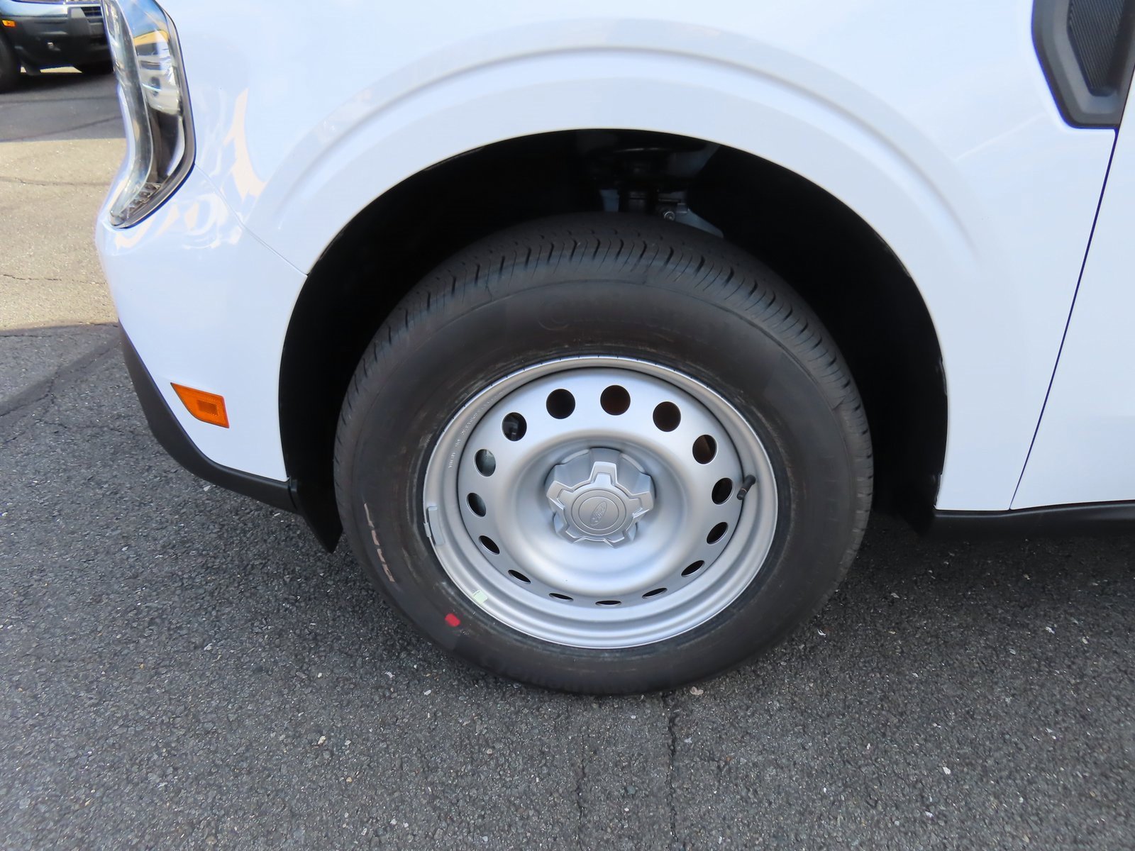 New 2026 Ford Maverick XL image 7