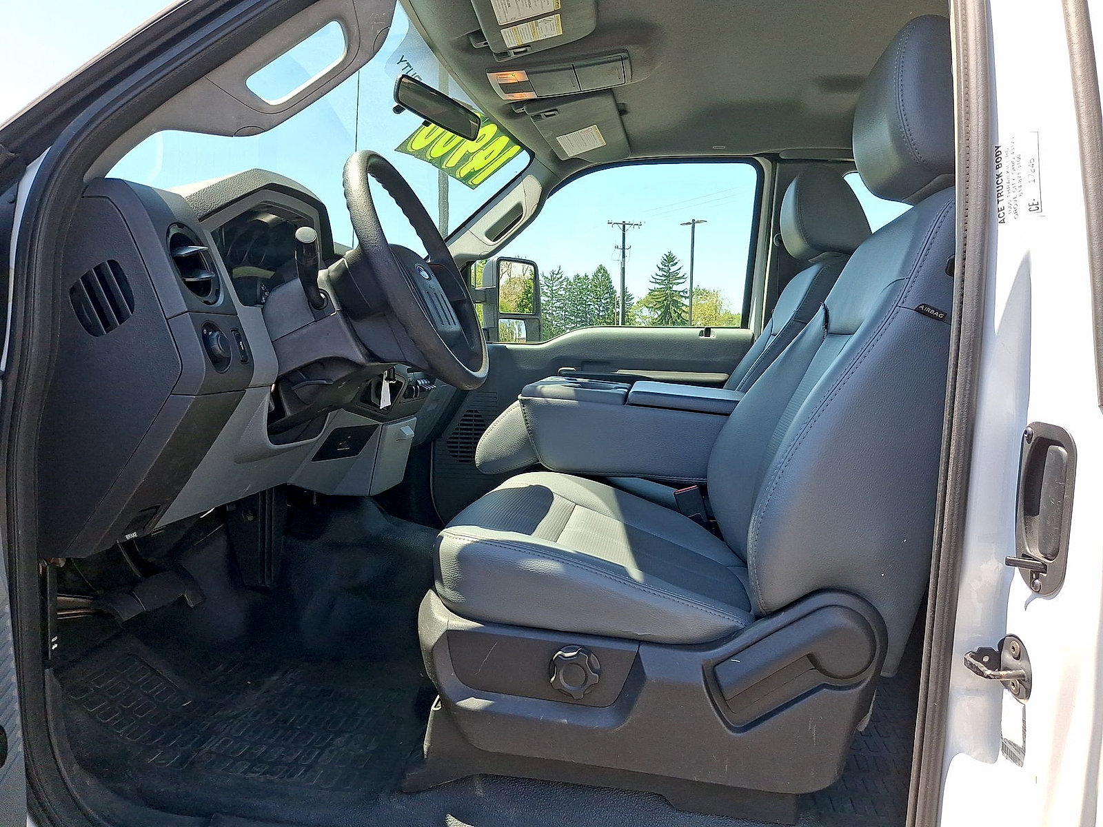 Used 2012 Ford F250 XL w/ FX4 Off Road Pkg AWD/4WD image 11