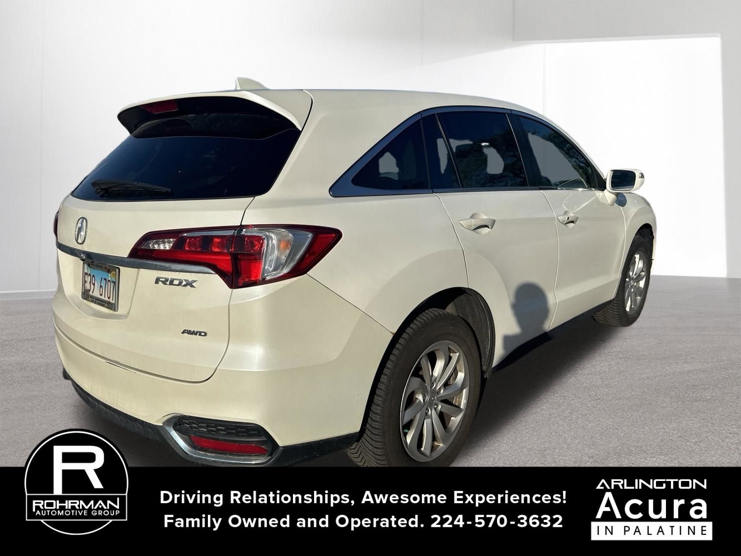 Used 2016 Acura RDX AWD w/ Technology Package image 4