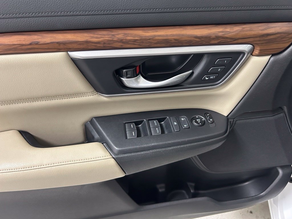Used 2020 Honda CR-V EX-L image 17