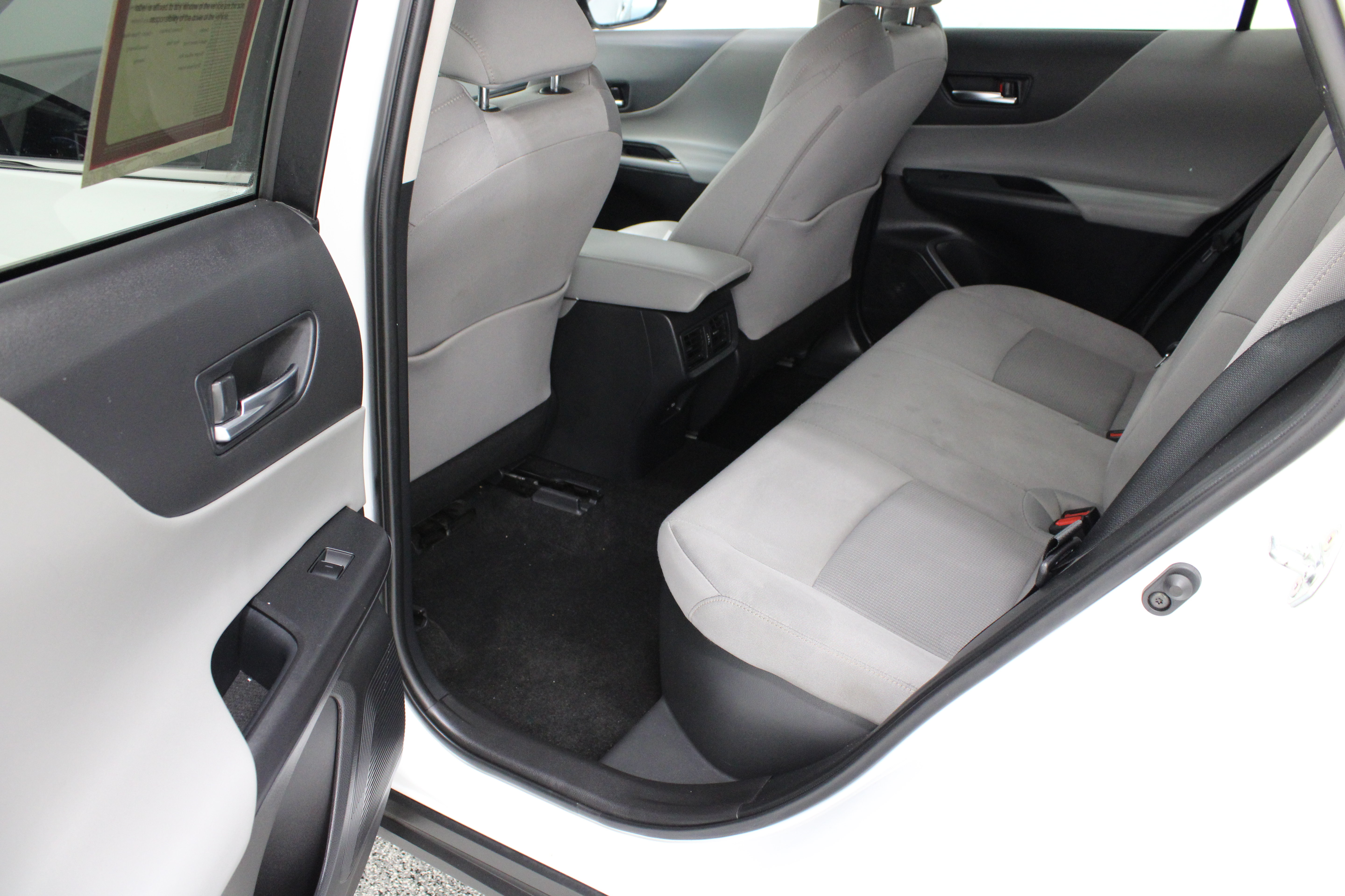 Certified 2023 Toyota Venza LE AWD/4WD image 27