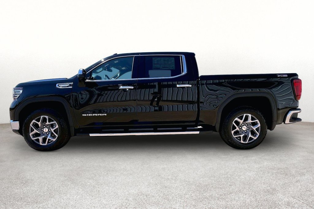 Used 2026 GMC Sierra 1500 SLT AWD/4WD image 6