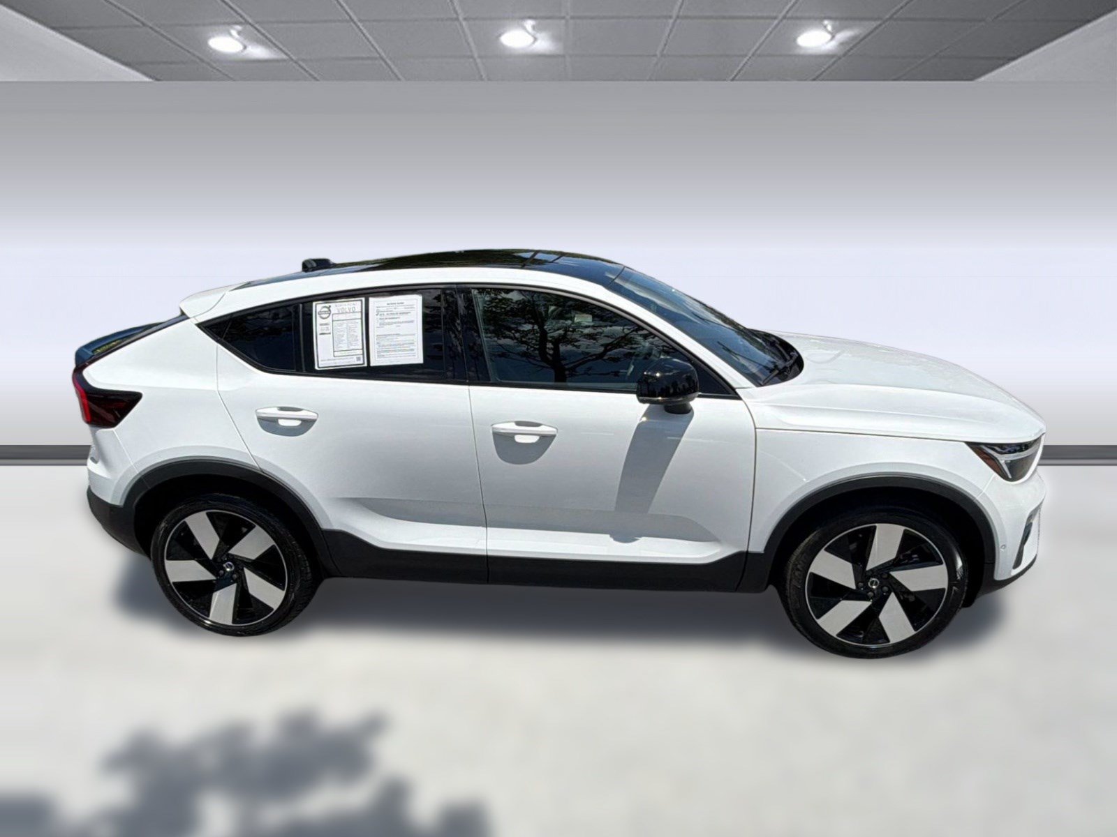 Certified 2024 Volvo C40 P8 Recharge Ultimate w/ Protection Package Premier RWD image 8