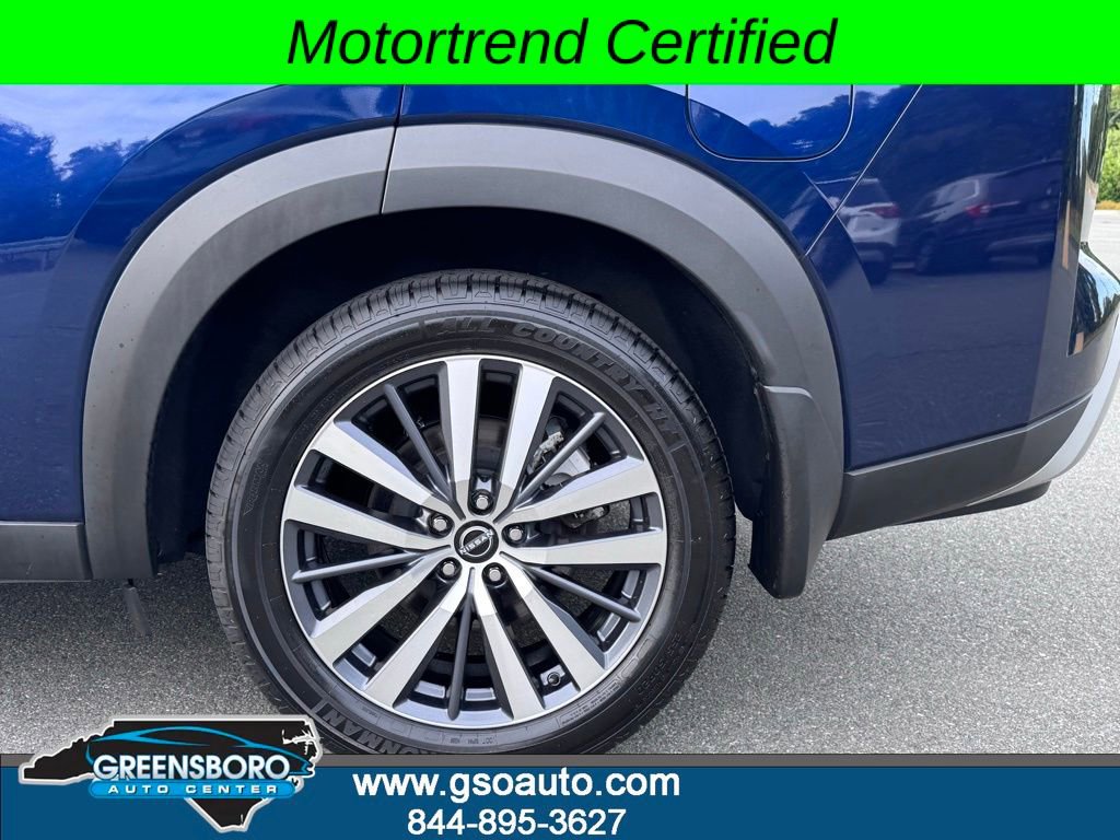 Used 2022 Nissan Pathfinder Platinum w/ Cargo Package AWD/4WD image 35