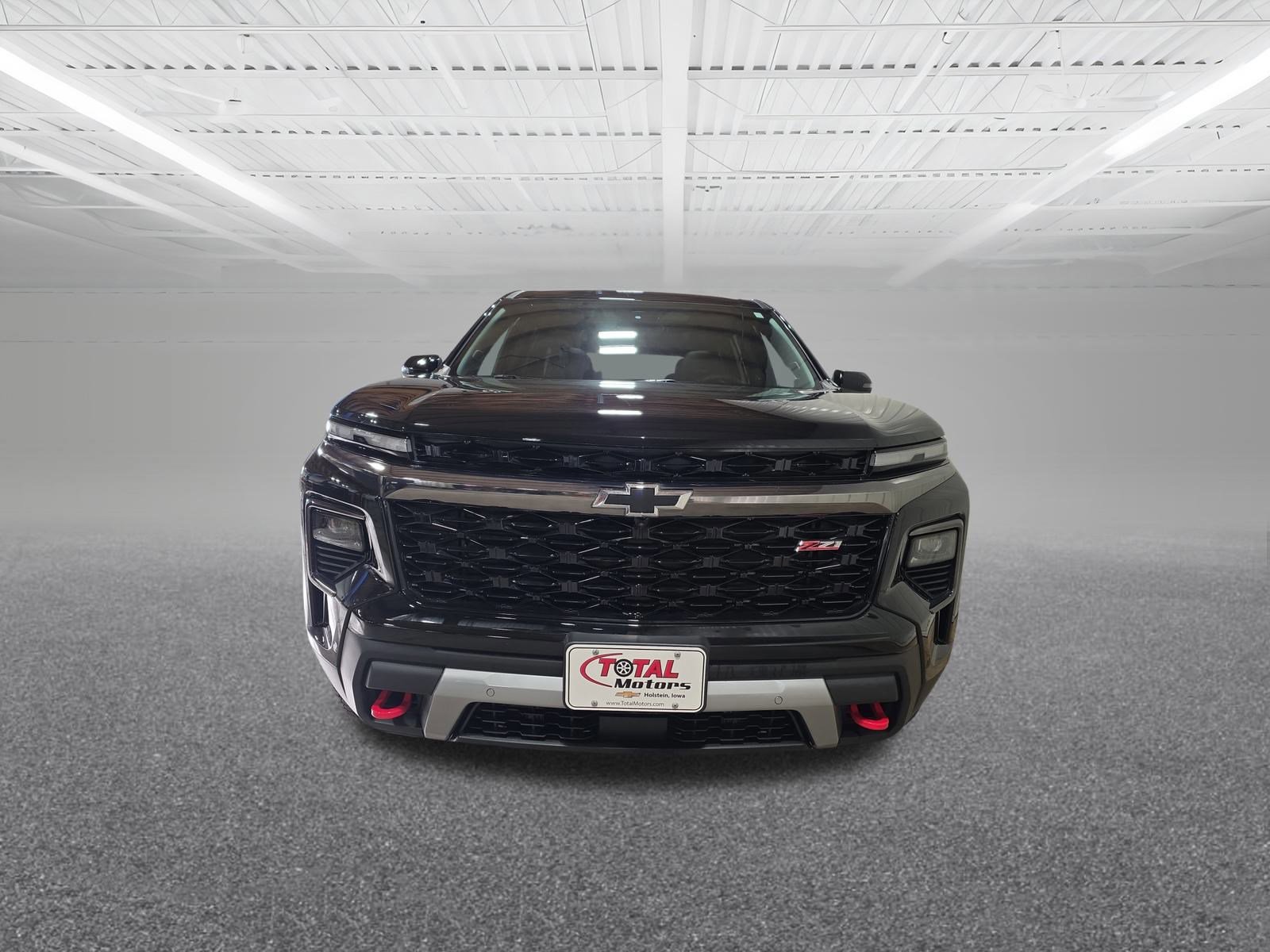 New 2026 Chevrolet Traverse Z71 w/ Enhanced Driving Package image 3