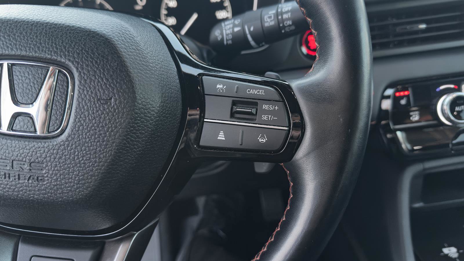 Used 2024 Honda Pilot TrailSport image 21