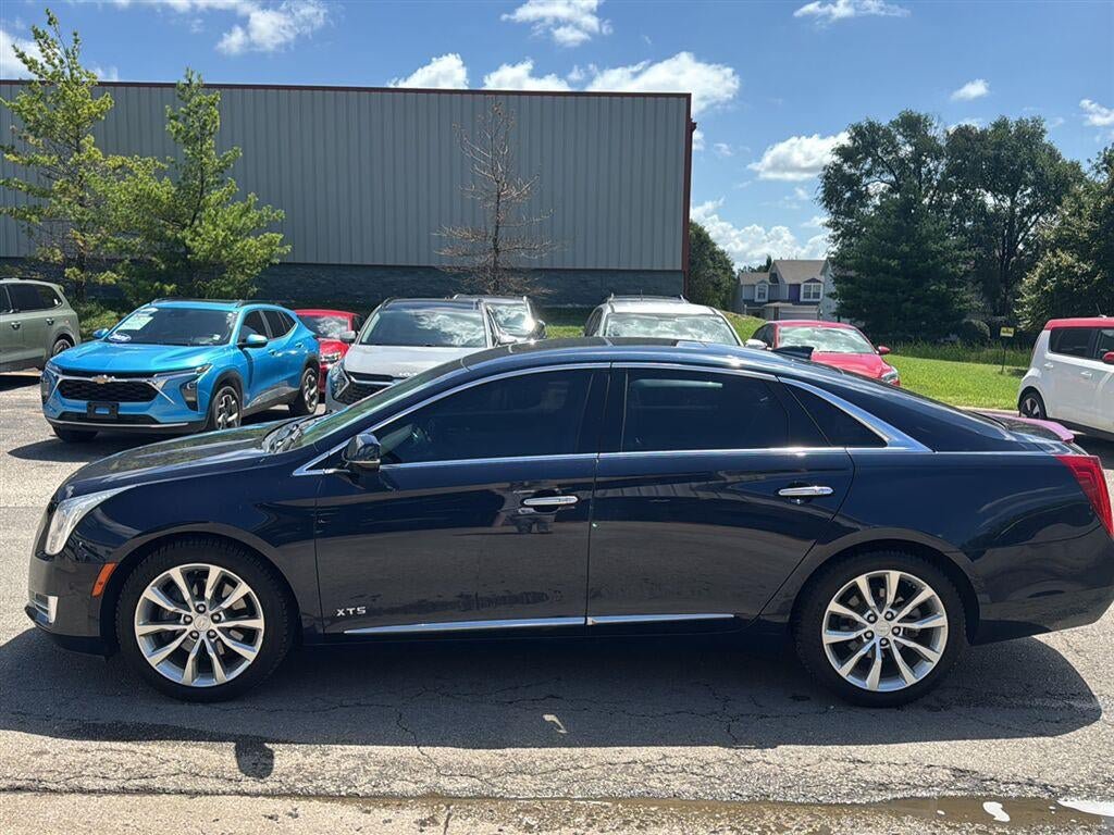 Used 2016 Cadillac XTS Luxury w/ Driver Awareness Package FWD image 5