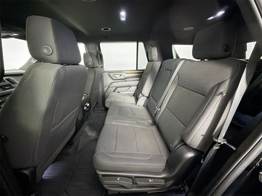 Used 2024 GMC Yukon SLE image 22