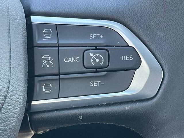 Used 2026 Jeep Compass Limited AWD/4WD image 36