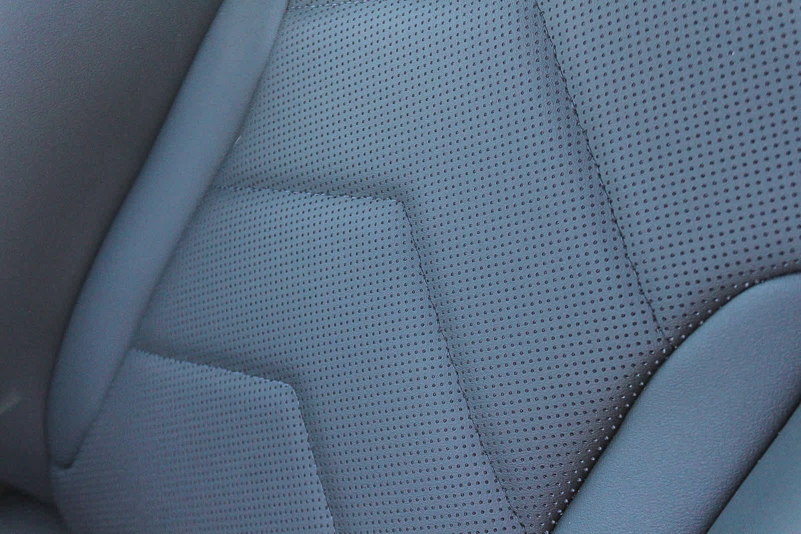 New 2026 BMW i5 eDrive40 w/ M Sport Package RWD image 24