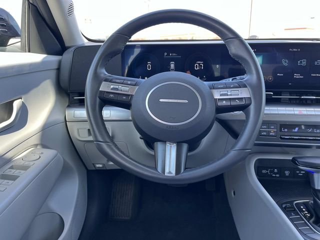 Certified 2025 Hyundai Kona SEL image 13