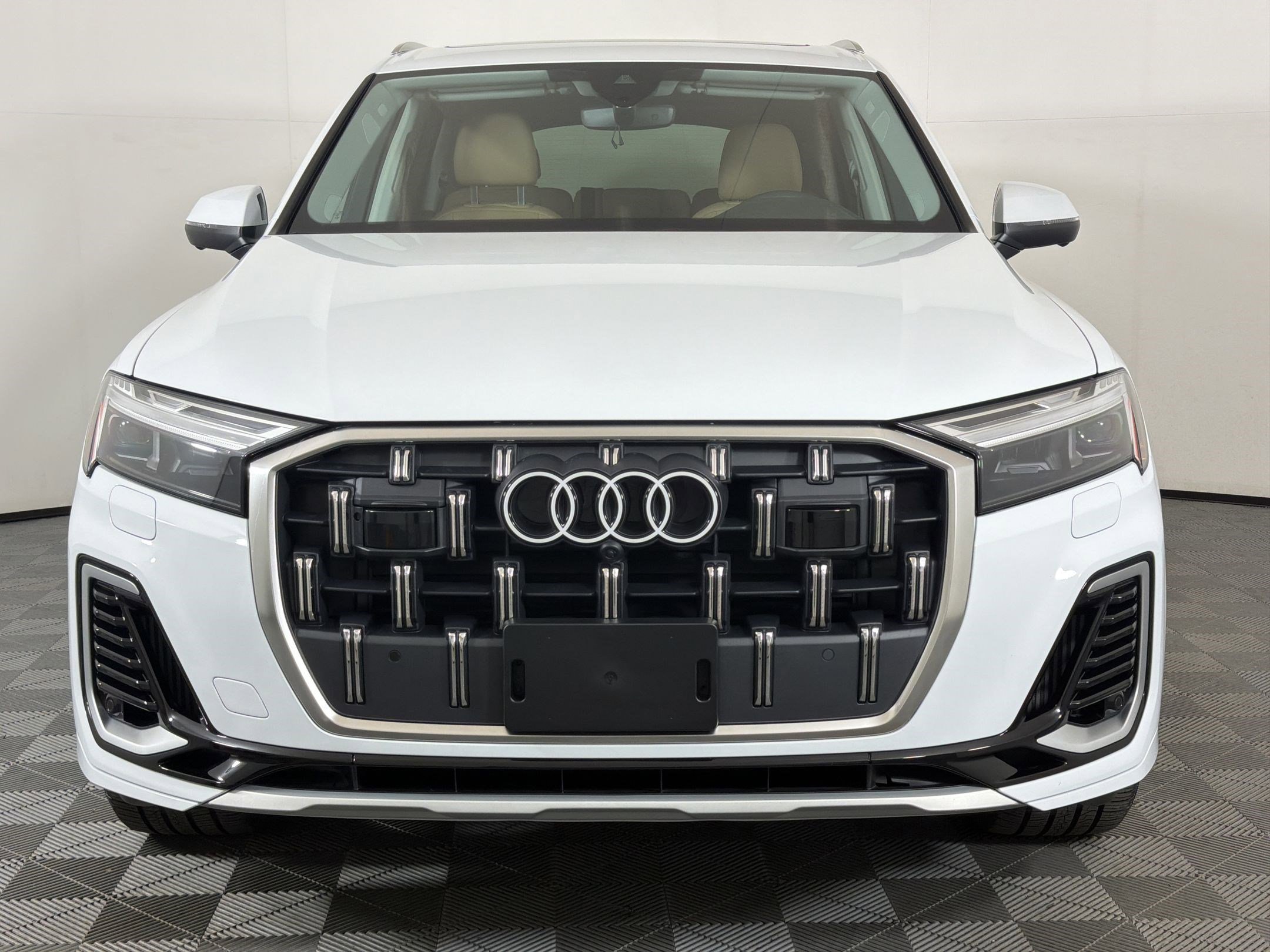 Certified 2025 Audi Q7 3.0T Premium Plus w/ Premium Plus Package AWD/4WD image 6