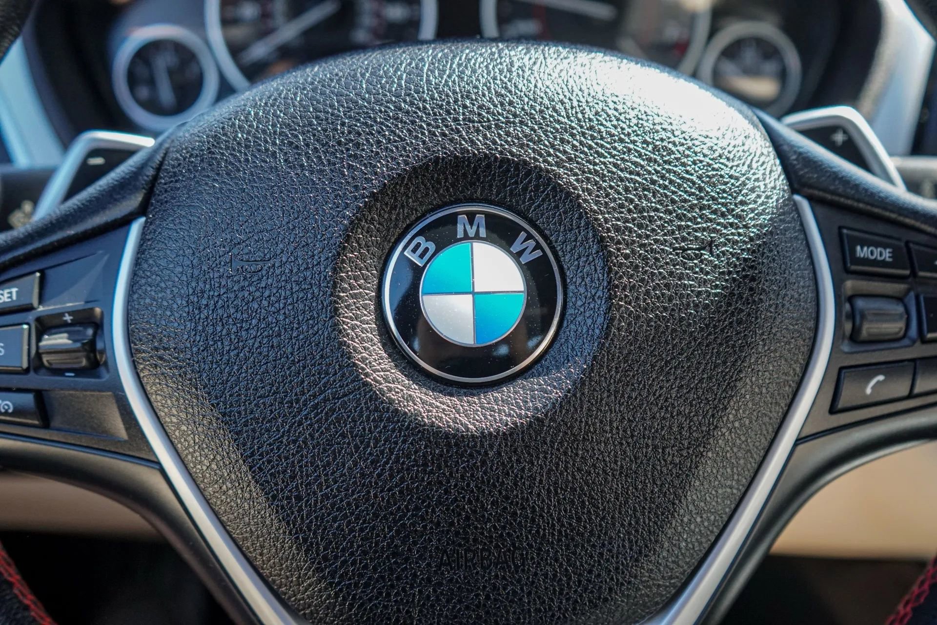 Used 2017 BMW 330e image 26