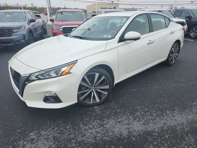 Used 2019 Nissan Altima 2.5 Platinum image 4