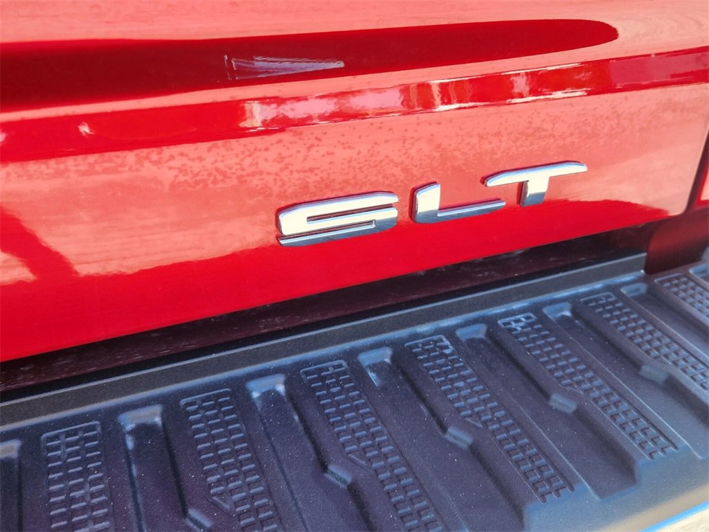 New 2026 GMC Sierra 3500 SLT w/ SLT Convenience Package image 8