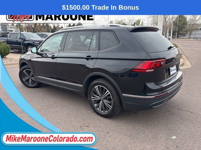 Certified 2024 Volkswagen Tiguan Wolfsburg Edition w/ Panoramic Sunroof Package AWD/4WD image 4
