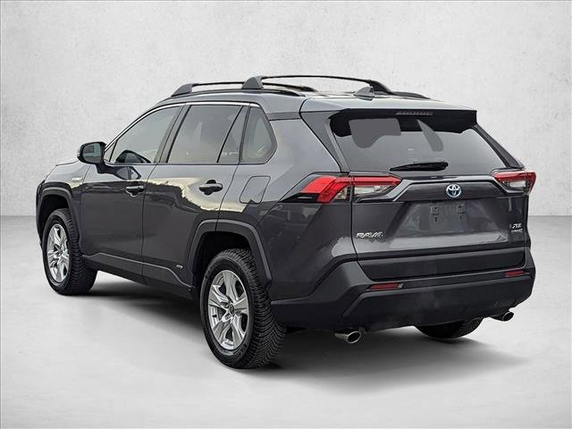 Used 2021 Toyota RAV4 XLE w/ XLE Grade Weather Package image 8