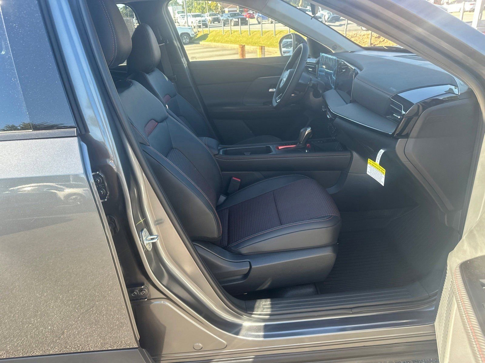 New 2026 Nissan Kicks SR image 13