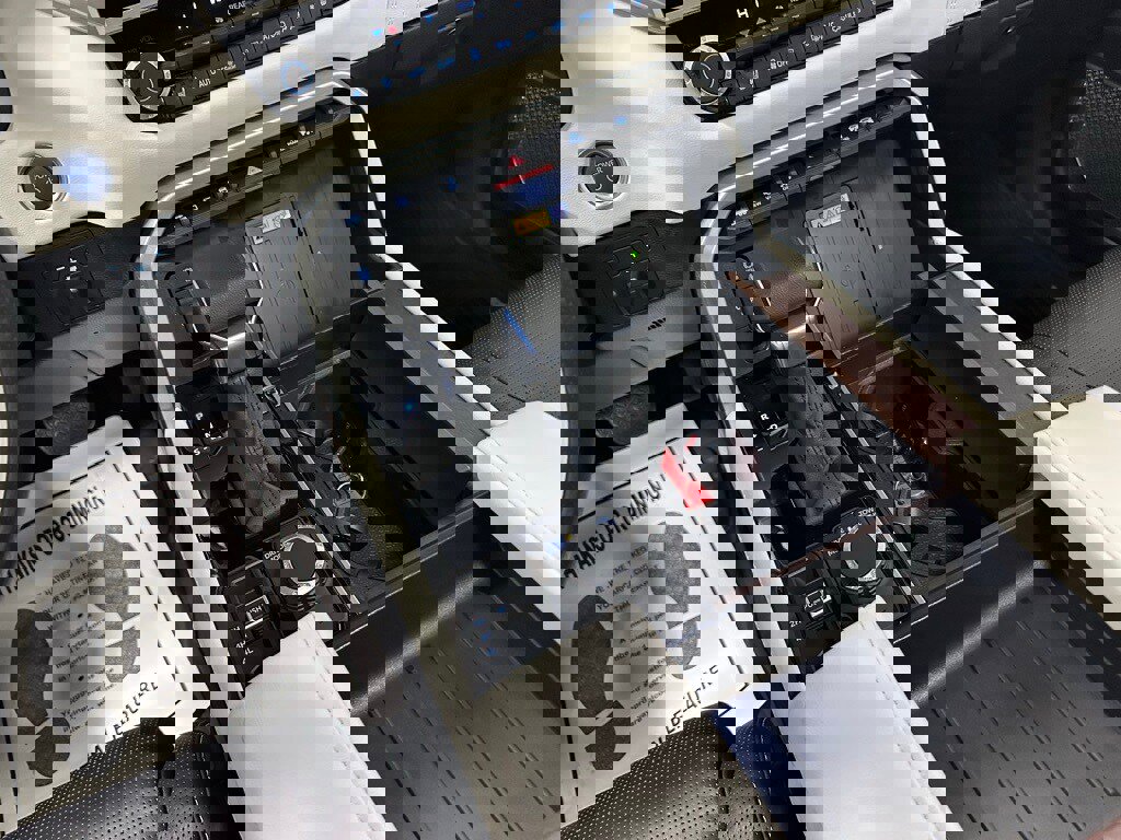 Used 2024 Toyota Sequoia Capstone image 40