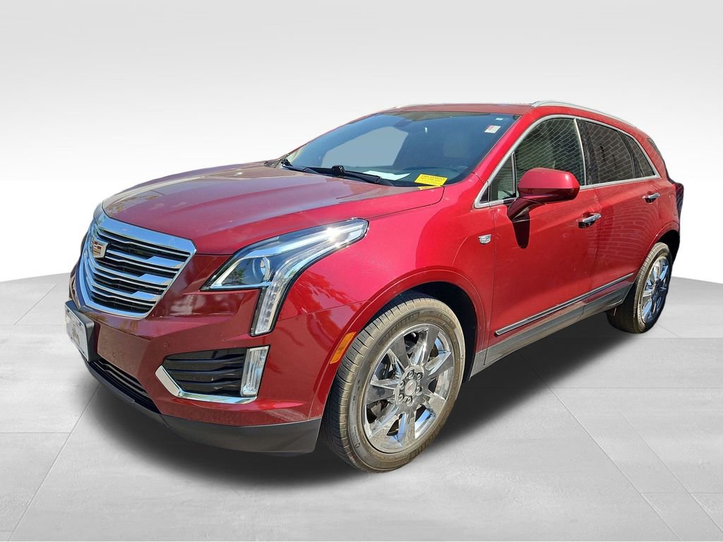 Used 2017 Cadillac XT5 Luxury w/ Driver Awareness Package image 3