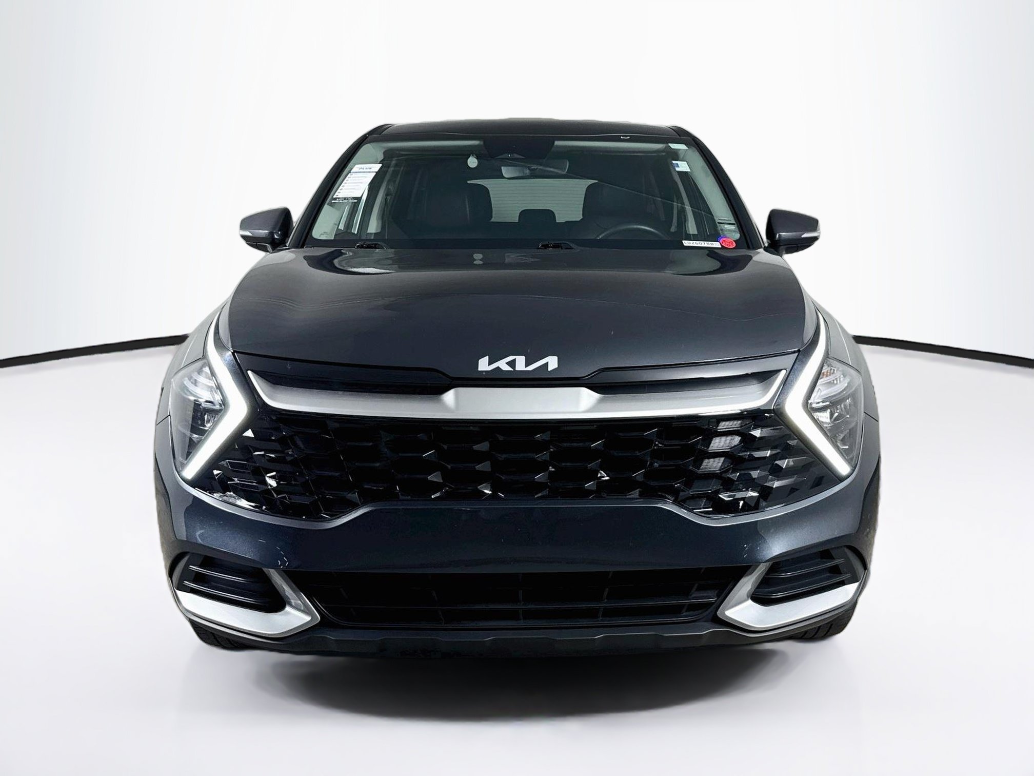 Used 2023 Kia Sportage EX FWD image 3