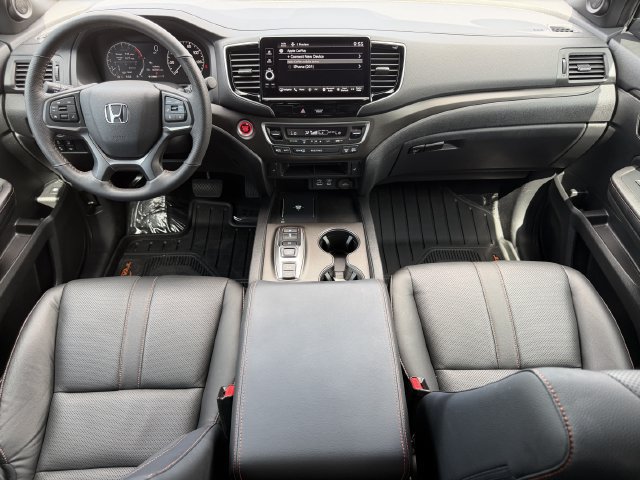 Used 2025 Honda Ridgeline TrailSport image 4