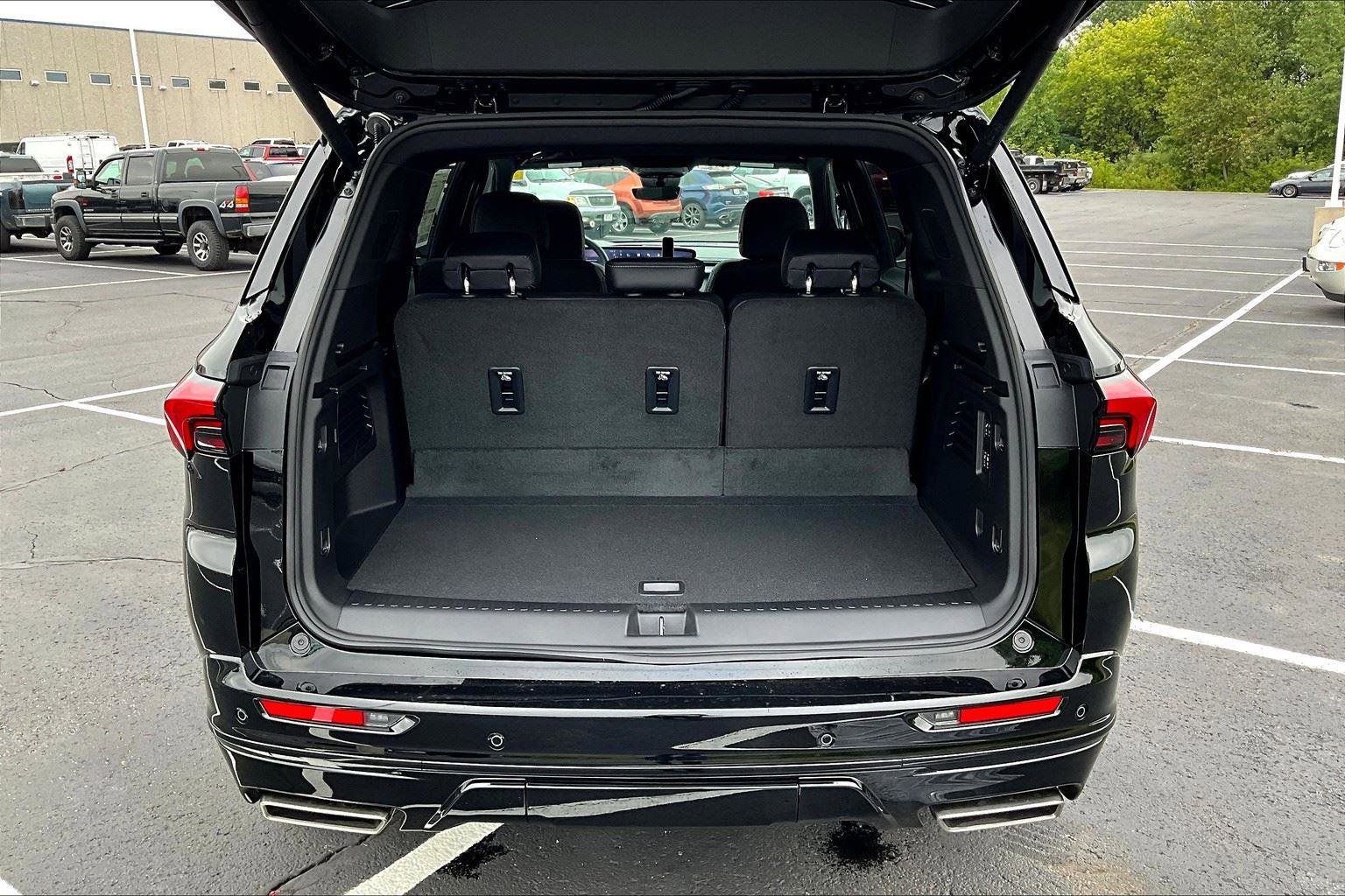 New 2026 Buick Enclave Sport Touring w/ Power Package image 15