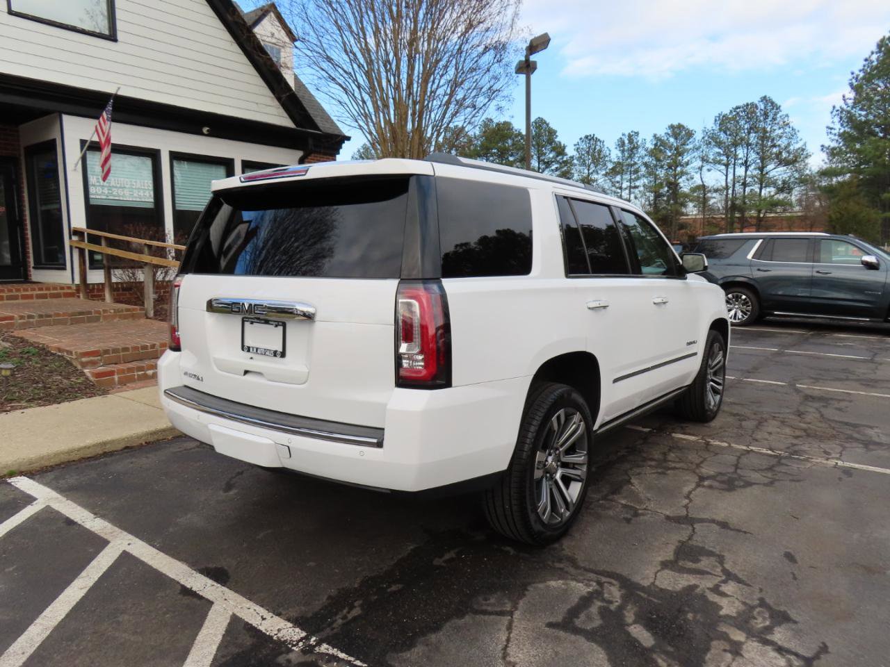 Used 2019 GMC Yukon Denali w/ Denali Ultimate Package image 7