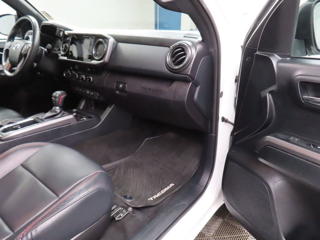 Used 2017 Toyota Tacoma TRD Pro image 23