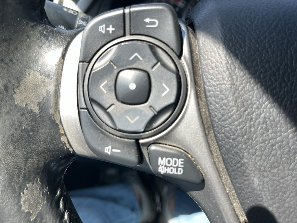 Used 2014 Toyota Camry SE w/ Moonroof Package FWD image 15