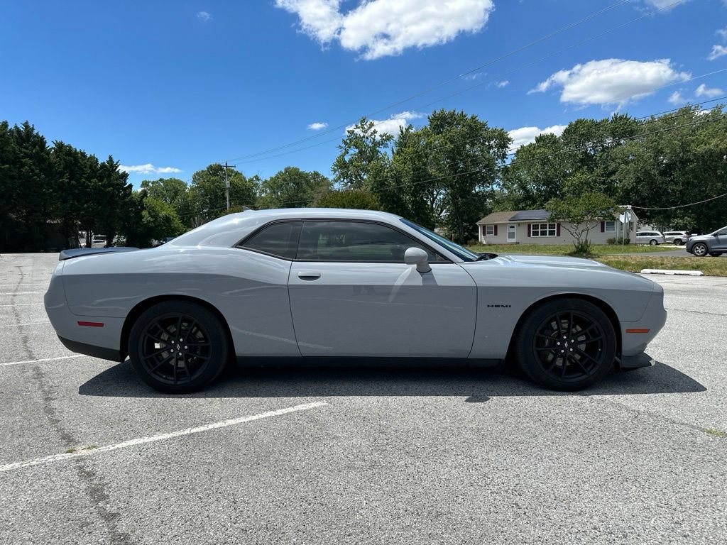 Used 2021 Dodge Challenger R/T w/ Performance Handling Group RWD image 4