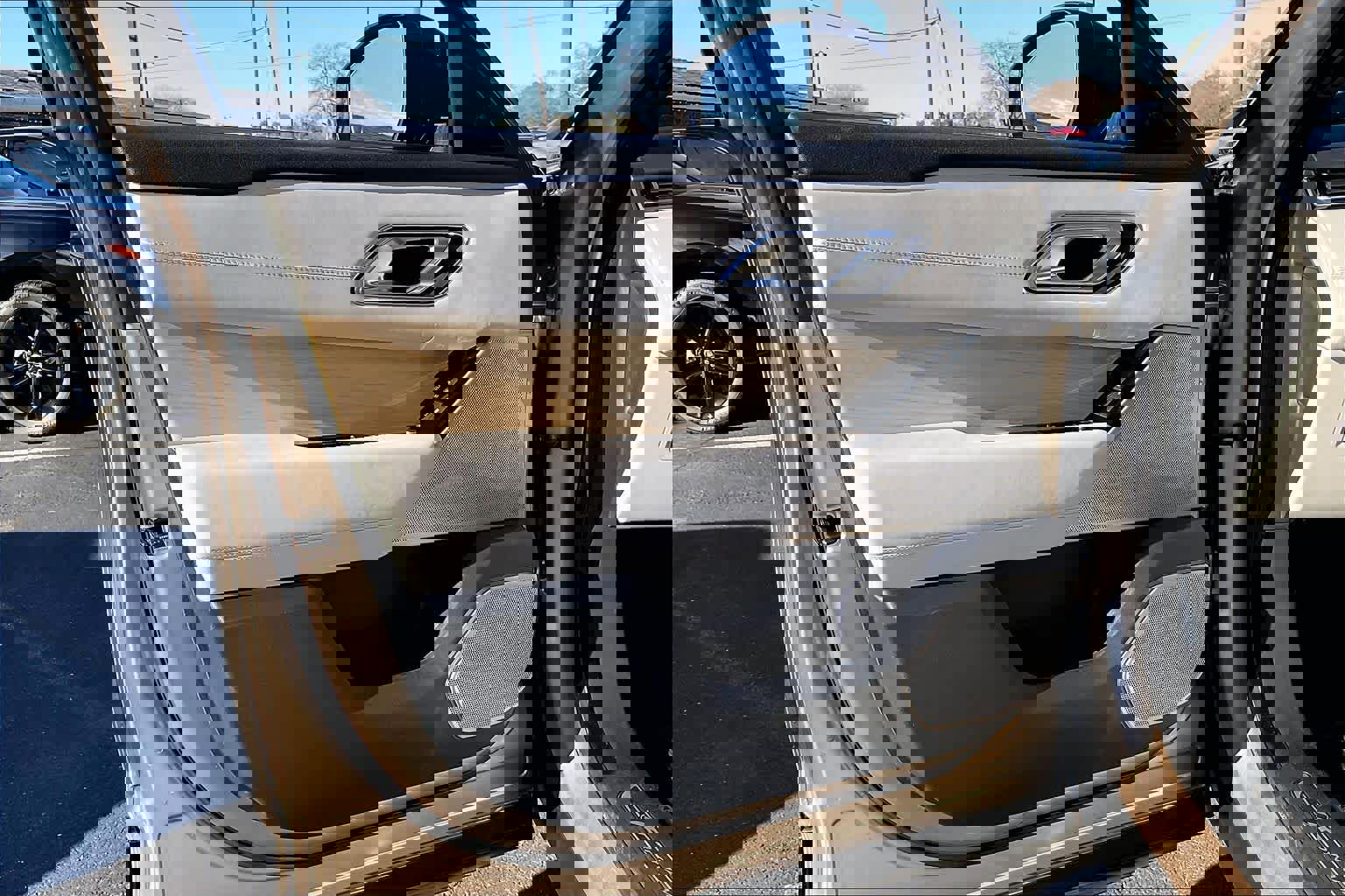 Used 2022 Land Rover Range Rover Velar R-Dynamic HSE image 26