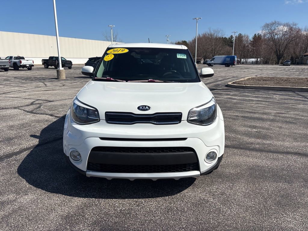 Used 2019 Kia Soul + image 2