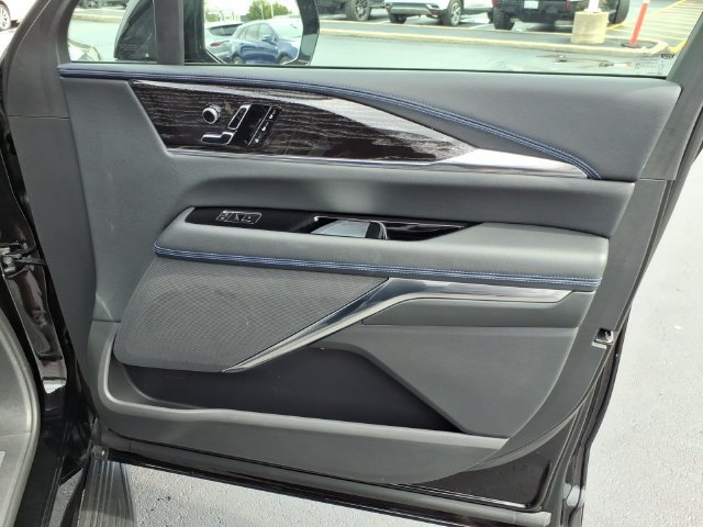 Certified 2026 Cadillac Escalade IQ Sport 1 w/ LPO, Floor Liner Package AWD/4WD image 26