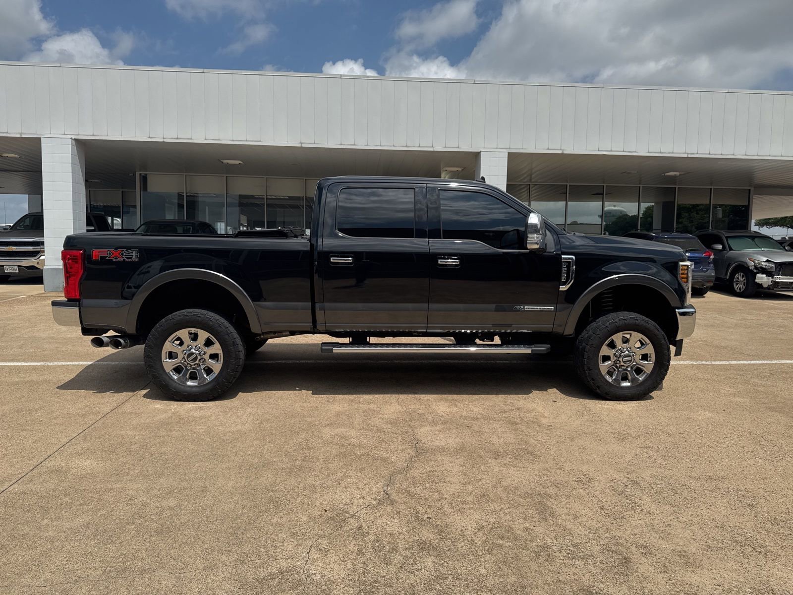 Used 2019 Ford F250 Lariat w/ Lariat Ultimate Package image 8
