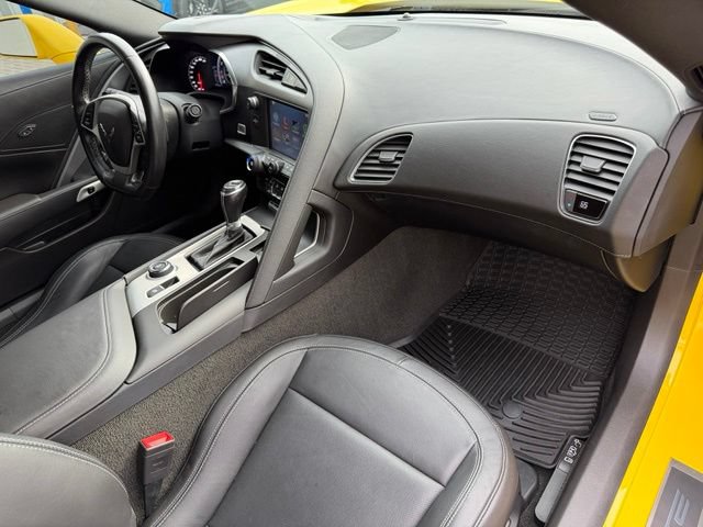 Used 2018 Chevrolet Corvette Grand Sport w/ Grand Sport Heritage Package RWD image 16
