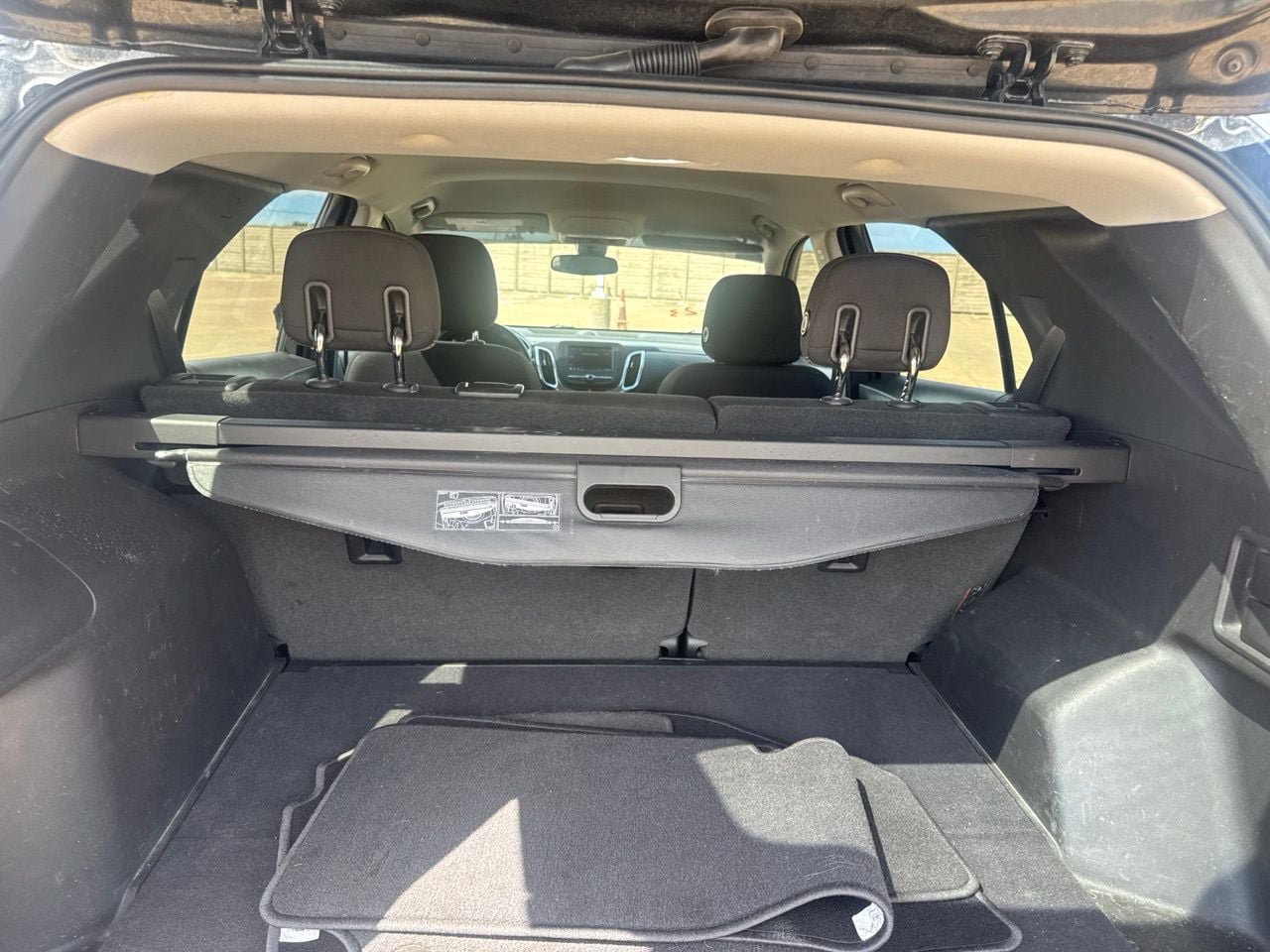 Used 2020 Chevrolet Equinox LT FWD image 31
