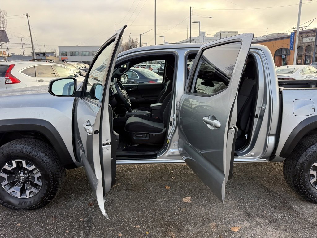 Certified 2023 Toyota Tacoma TRD Off-Road image 20