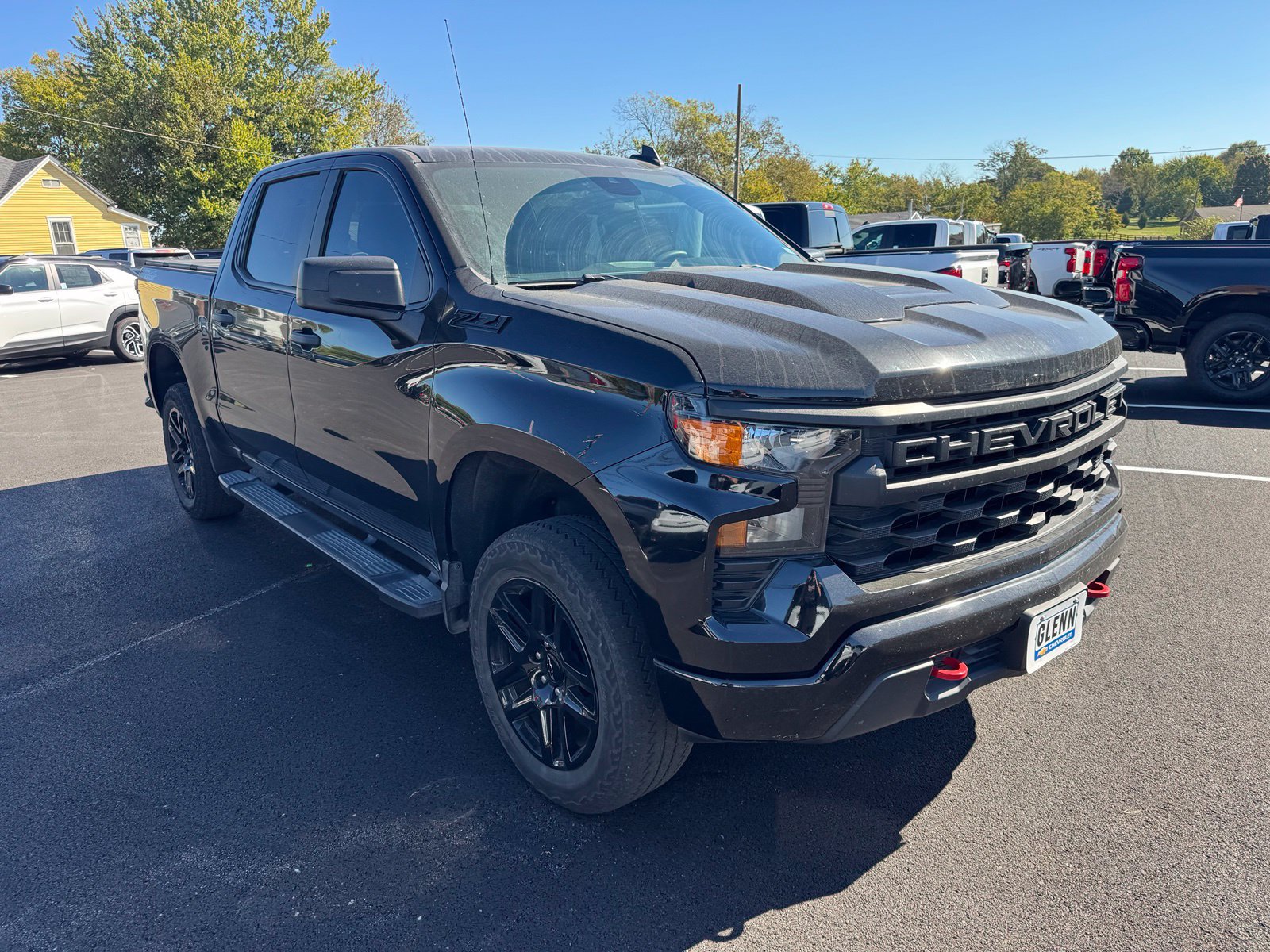 Used 2024 Chevrolet Silverado 1500 Custom Trail Boss w/ LPO, Dark Essentials Package AWD/4WD image 8