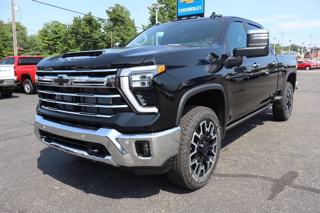 New 2026 Chevrolet Silverado 2500 LTZ w/ LTZ Convenience Package AWD/4WD image 31
