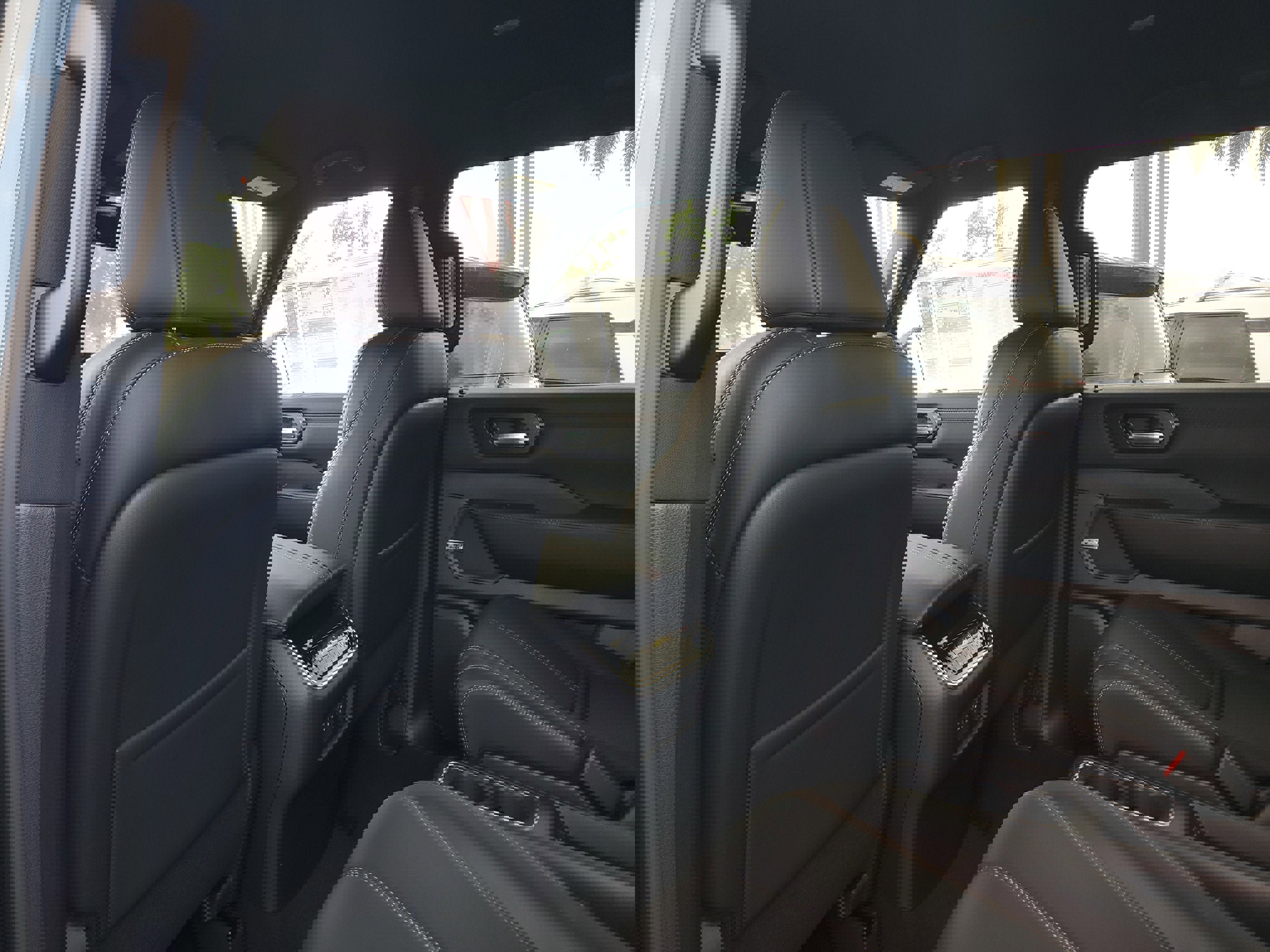 New 2025 Nissan Armada SL w/ Captain's Chari Seat Package image 16
