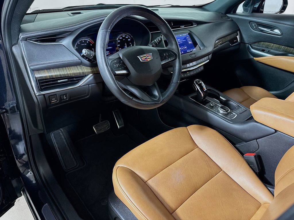 Used 2022 Cadillac XT4 Sport w/ Comfort Package FWD image 7