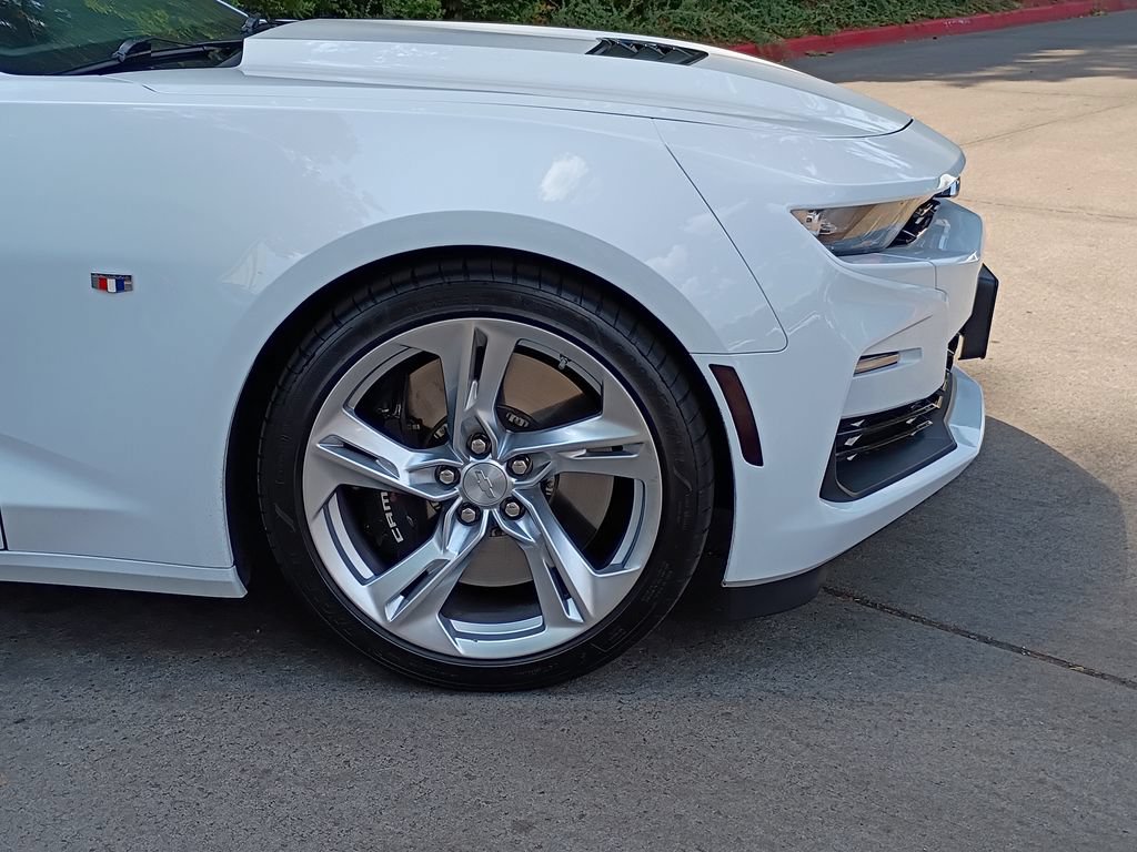 Used 2023 Chevrolet Camaro SS RWD image 2