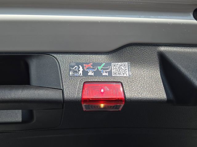 New 2026 Mercedes-Benz GLB 250 4MATIC image 33