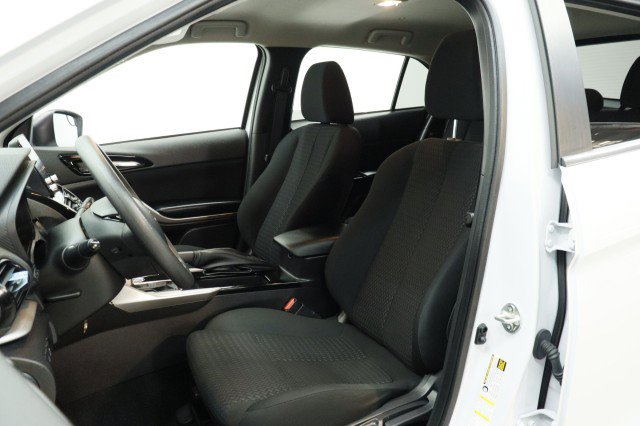 Used 2023 Mitsubishi Eclipse Cross LE AWD/4WD image 8