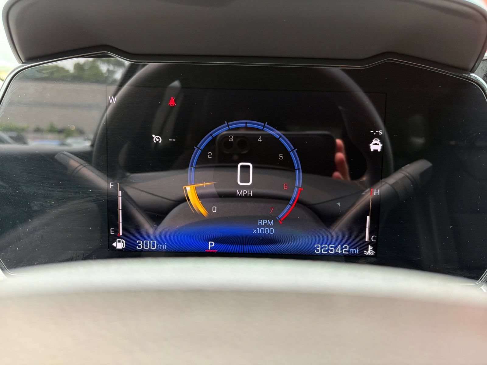 Used 2025 Chevrolet Trax LT FWD image 39
